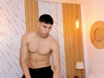 evahothead – webcam model profile photo Image 5