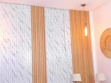 evahothead – webcam model profile photo Image 7