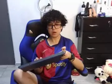 your_dolls – webcam model profile photo Image 4