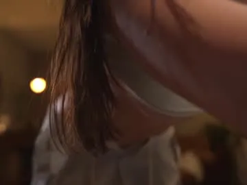 petites_perles – webcam model profile photo Image 8