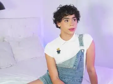 veronnika_hill – webcam model profile photo Image 7