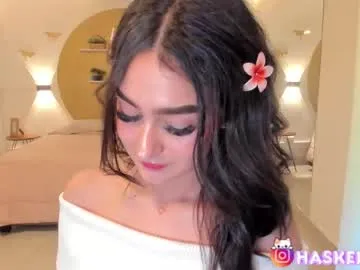 solosara8 – webcam model profile photo Image 6