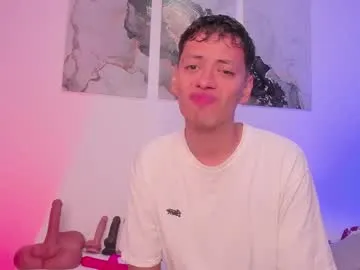 petites_perles – webcam model profile photo Image 4