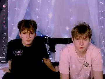 sexy_hot_friends_ – webcam model profile photo Image 12