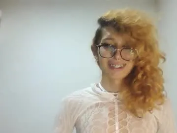 your_dolls – webcam model profile photo Image 2