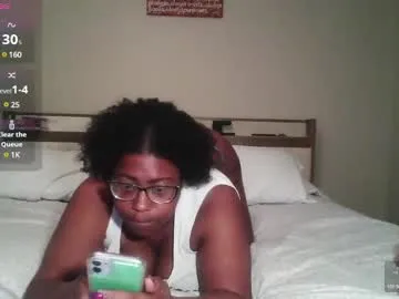 realtryit – webcam model profile photo Image 6