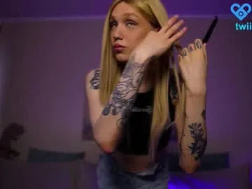 loving_ladies – webcam model profile photo Image 8