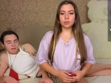 IngridSaint – webcam model profile photo Image 10