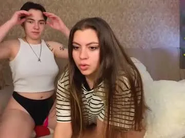 IngridSaint – webcam model profile photo Image 17