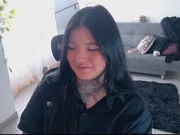 petites_perles – webcam model profile photo Image 2