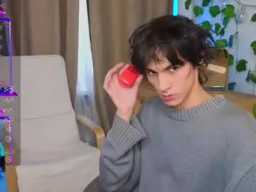 sweetyoops – webcam model profile photo Image 6