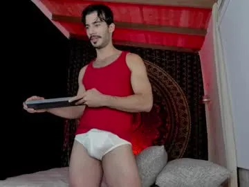 heavenmoth – webcam model profile photo Image 11