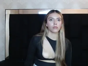 valentina_red18 – webcam model profile photo