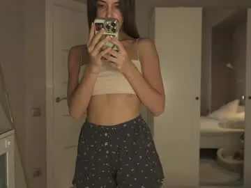 lolatheangel – webcam model profile photo Image 10