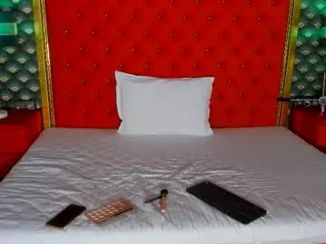 katarasimon – webcam model profile photo Image 8