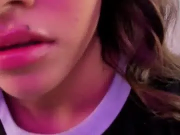 anabel054 – webcam model profile photo Image 10