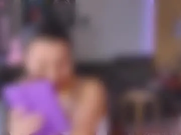 yes_mommy_zlata – webcam model profile photo Image 4