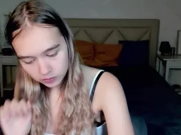 karinabrando – webcam model profile photo Image 13