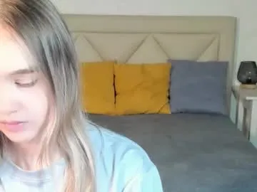 karinabrando – webcam model profile photo Image 14