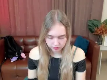 karinabrando – webcam model profile photo Image 3