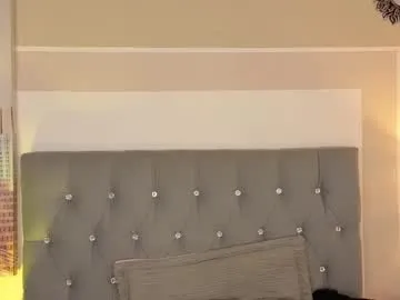 ErikaBonnie – webcam model profile photo Image 3