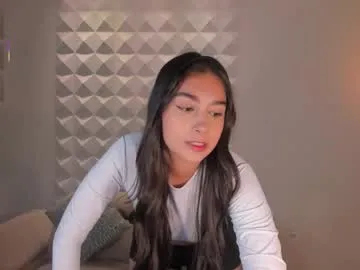 theowonder – webcam model profile photo Image 11