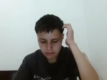 lina_kriss – webcam model profile photo Image 3