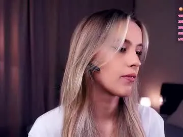 cinacandy – webcam model profile photo Image 10