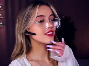 cinacandy – webcam model profile photo Image 15