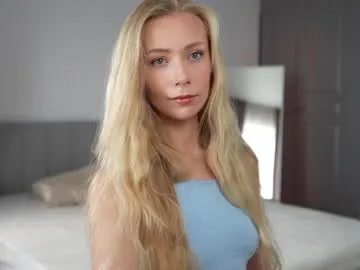 pussy_kat1985 – webcam model profile photo Image 9