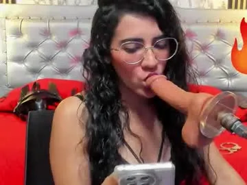 your_dolls – webcam model profile photo Image 3