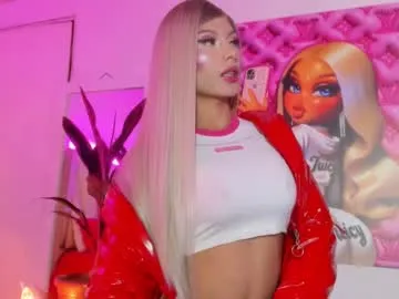 lilly_colins – webcam model profile photo Image 9