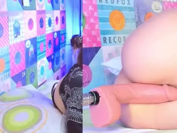 cherries_and_wine_ – webcam model profile photo Image 16