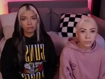 katarasimon – webcam model profile photo Image 13