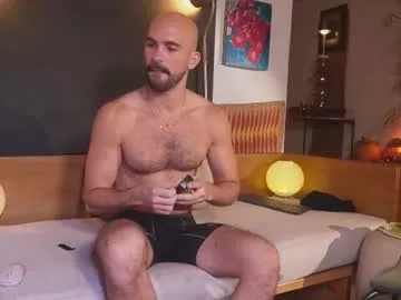 truuuly_yours – webcam model profile photo Image 11