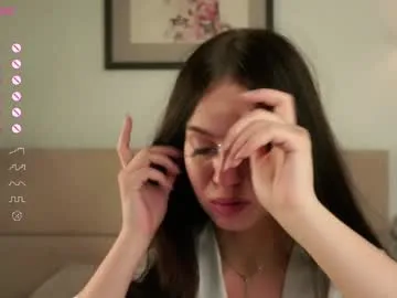 vvioleta_ – webcam model profile photo Image 15