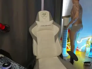 petites_perles – webcam model profile photo Image 15