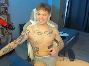 petites_perles – webcam model profile photo Image 17