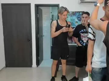 petites_perles – webcam model profile photo Image 13