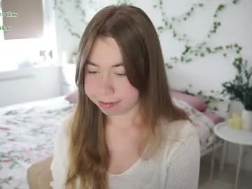 your_dolls – webcam model profile photo Image 2