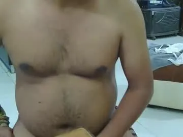 sweetyoops – webcam model profile photo Image 9