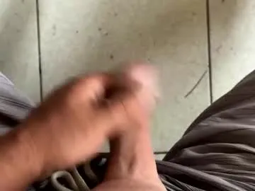 realtryit – webcam model profile photo Image 12