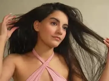 roxannegomez_ – webcam model profile photo Image 4