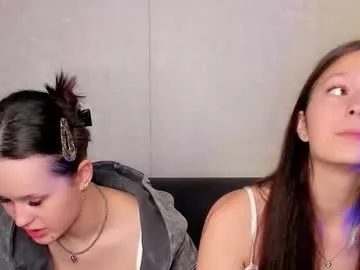 mila_good – webcam model profile photo Image 7