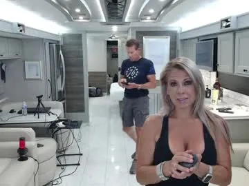 your_dolls – webcam model profile photo Image 7