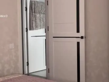 realtryit – webcam model profile photo Image 8