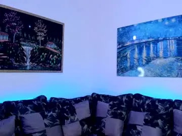 kira_briis – webcam model profile photo Image 12