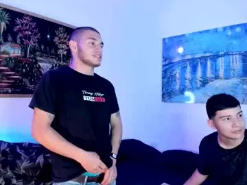 kira_briis – webcam model profile photo Image 9