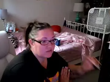 petites_perles – webcam model profile photo Image 12