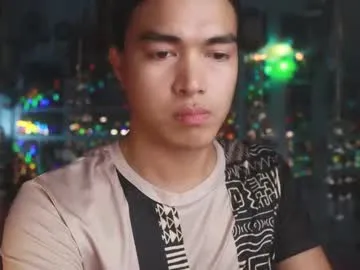 lina_kriss – webcam model profile photo Image 3